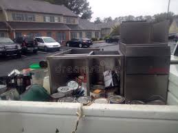 Best Yard Waste Removal  in Spirit Lake, IA